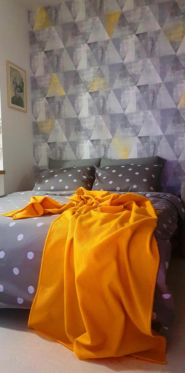 Bs Apartment Flatiron Skopje Bagian luar foto